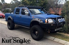 Plastové lemy Kut Snake Nissan Navara D22, 80mm